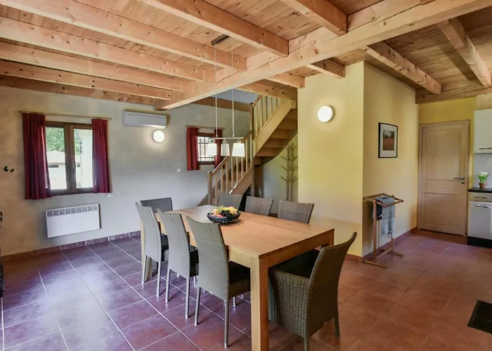 بيت للعطل Bleu Nr 13 *