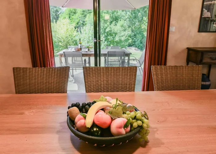 Bleu Nr 13 Nyaraló Lacapelle-Marival