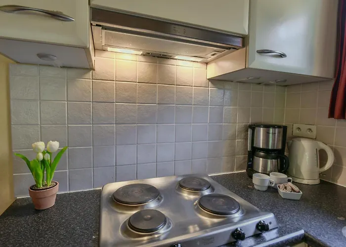 Bleu Nr 13 بيت للعطل Le Bourg