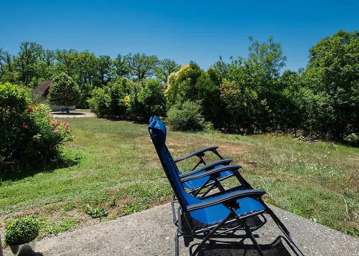 Bleu Nr 13 * Lacapelle-Marival